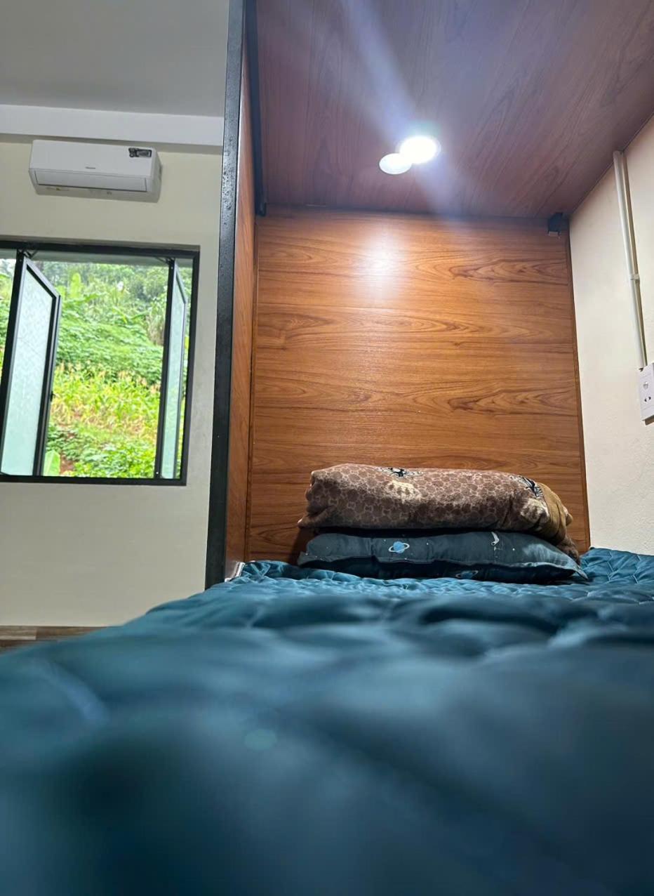 Viethung Hostel-Motorbikes For Rental - Tour Lang Lap Room photo